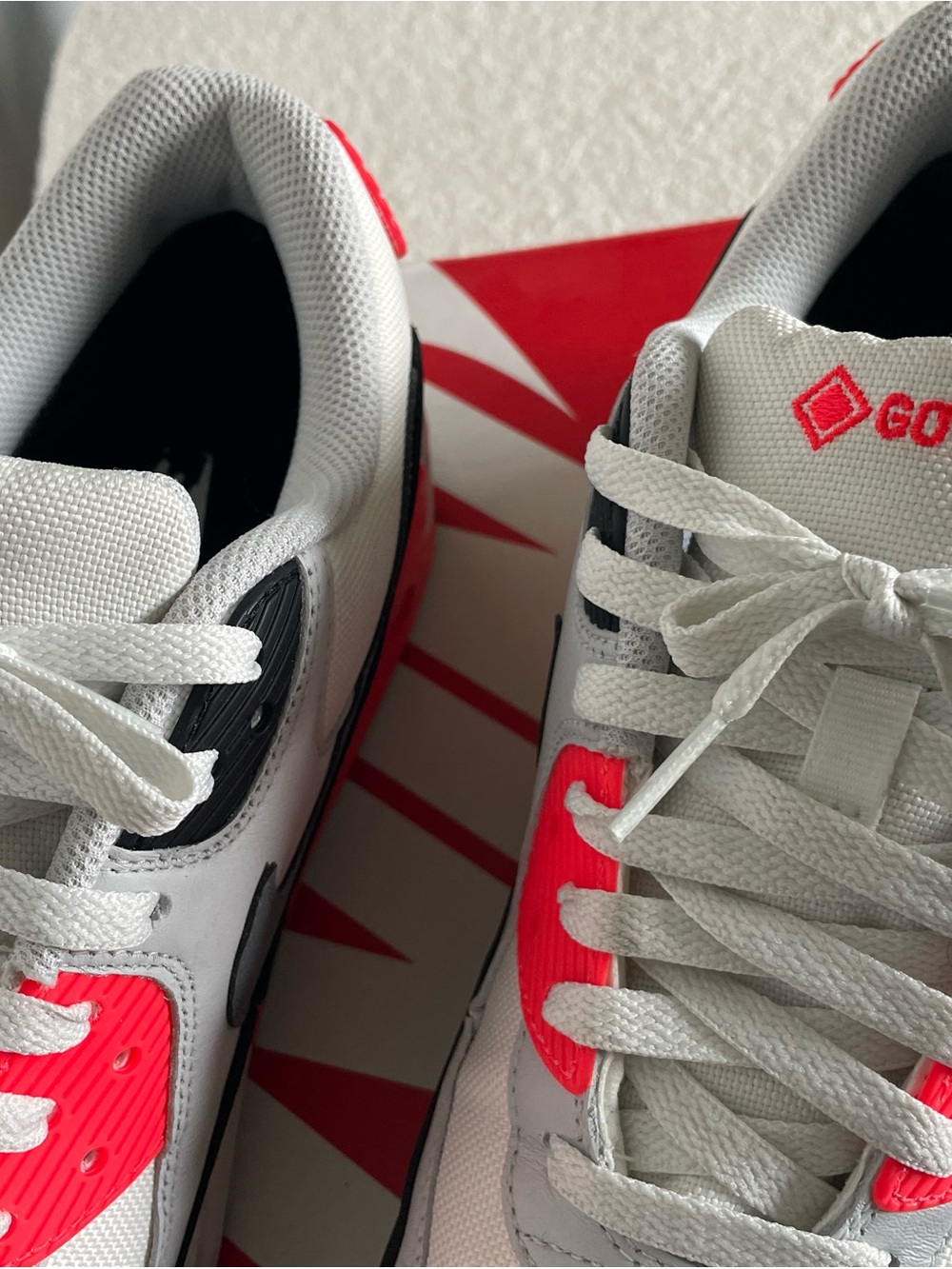 Nike Air Max 90 — Infrared Gore-Tex Sneakers - Picture 6 of 11